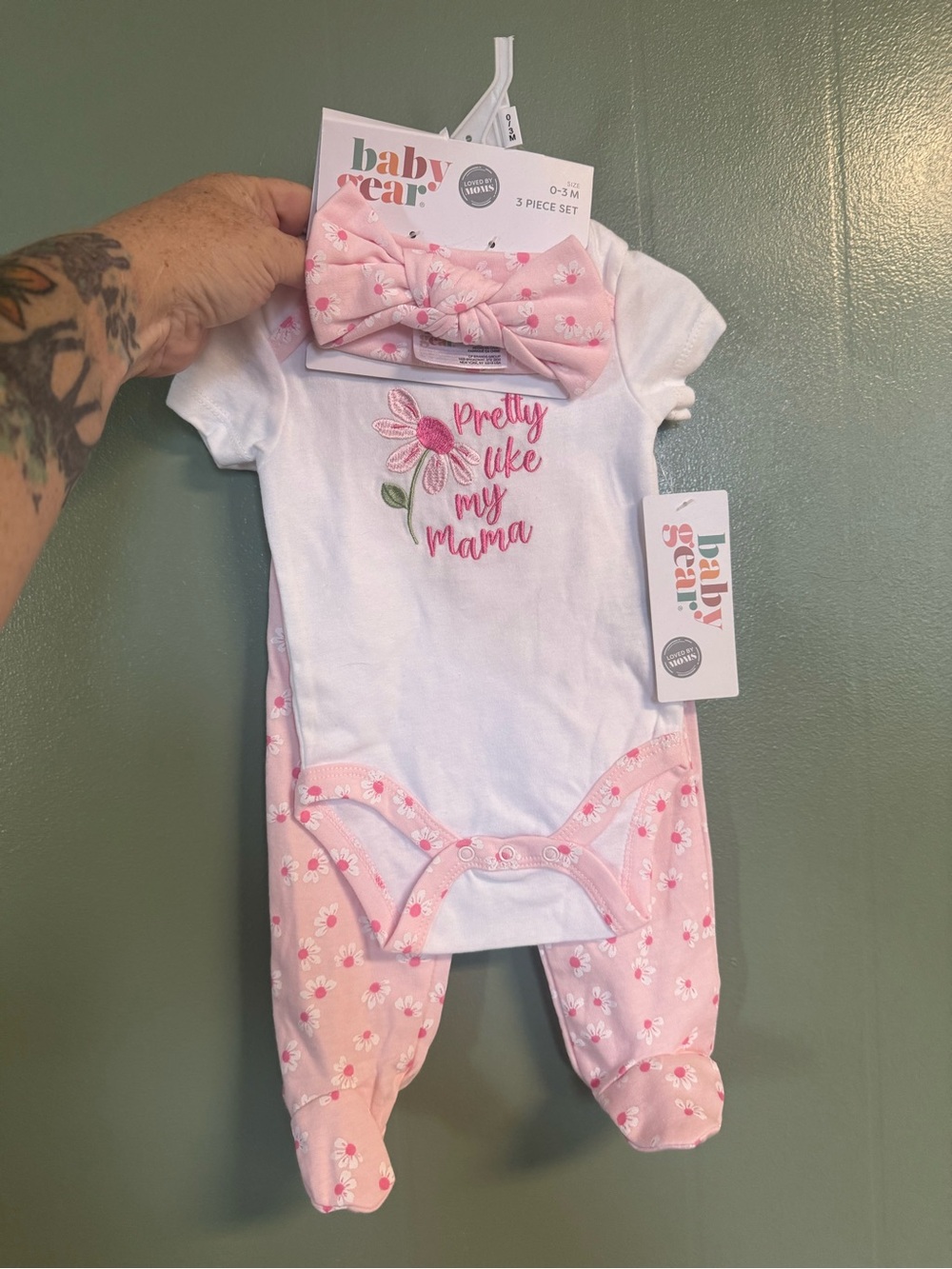 Baby Gear Pink & White Floral 3-Piece Baby Outfit